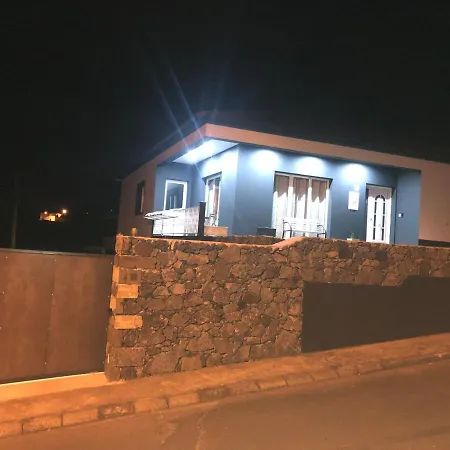 Lar De Santana Nyaraló *