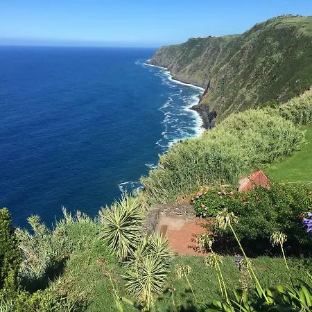 Lar De Santana Nordeste (Azores)